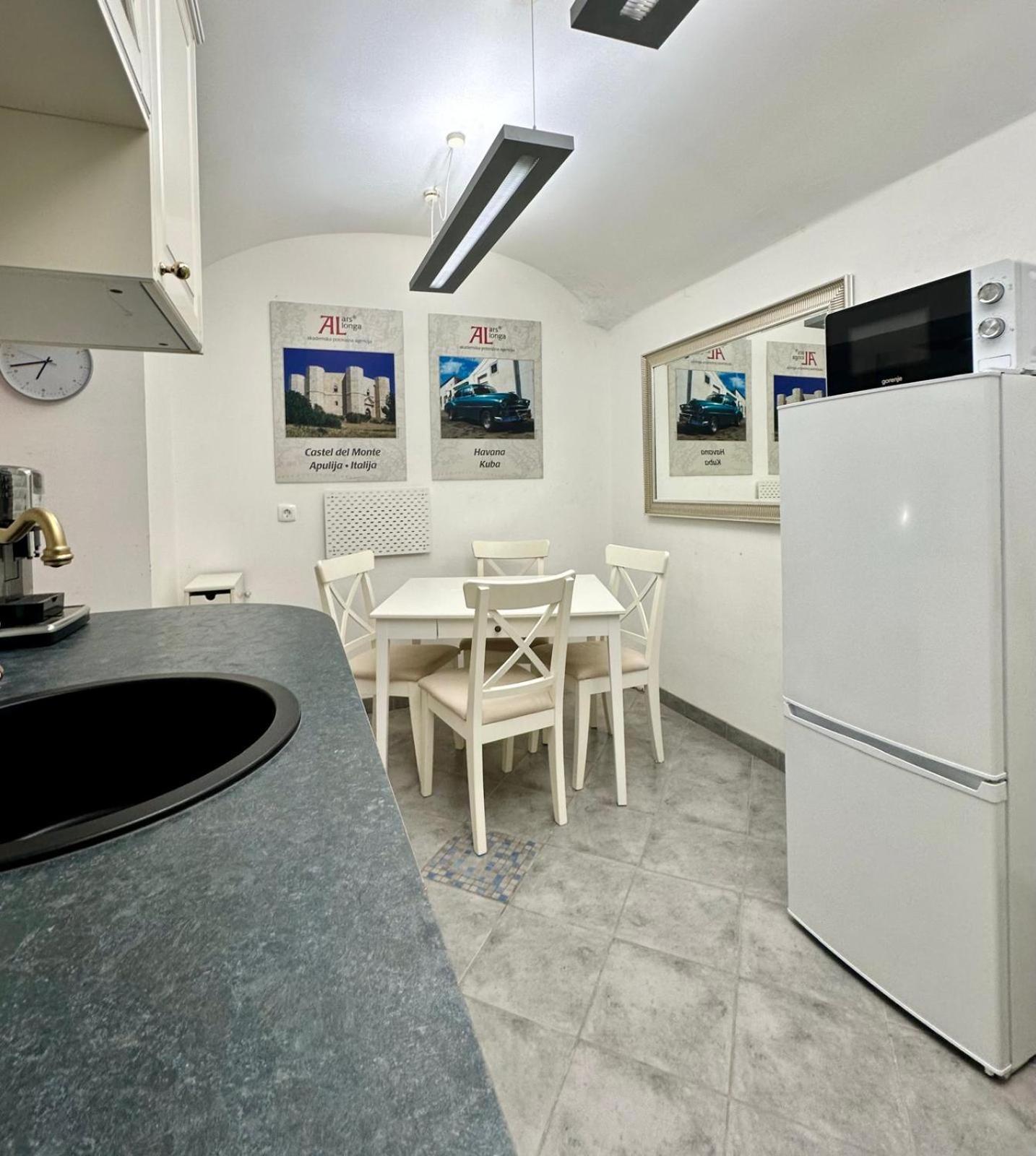 Ars Longa Apartments 류블랴나 외부 사진